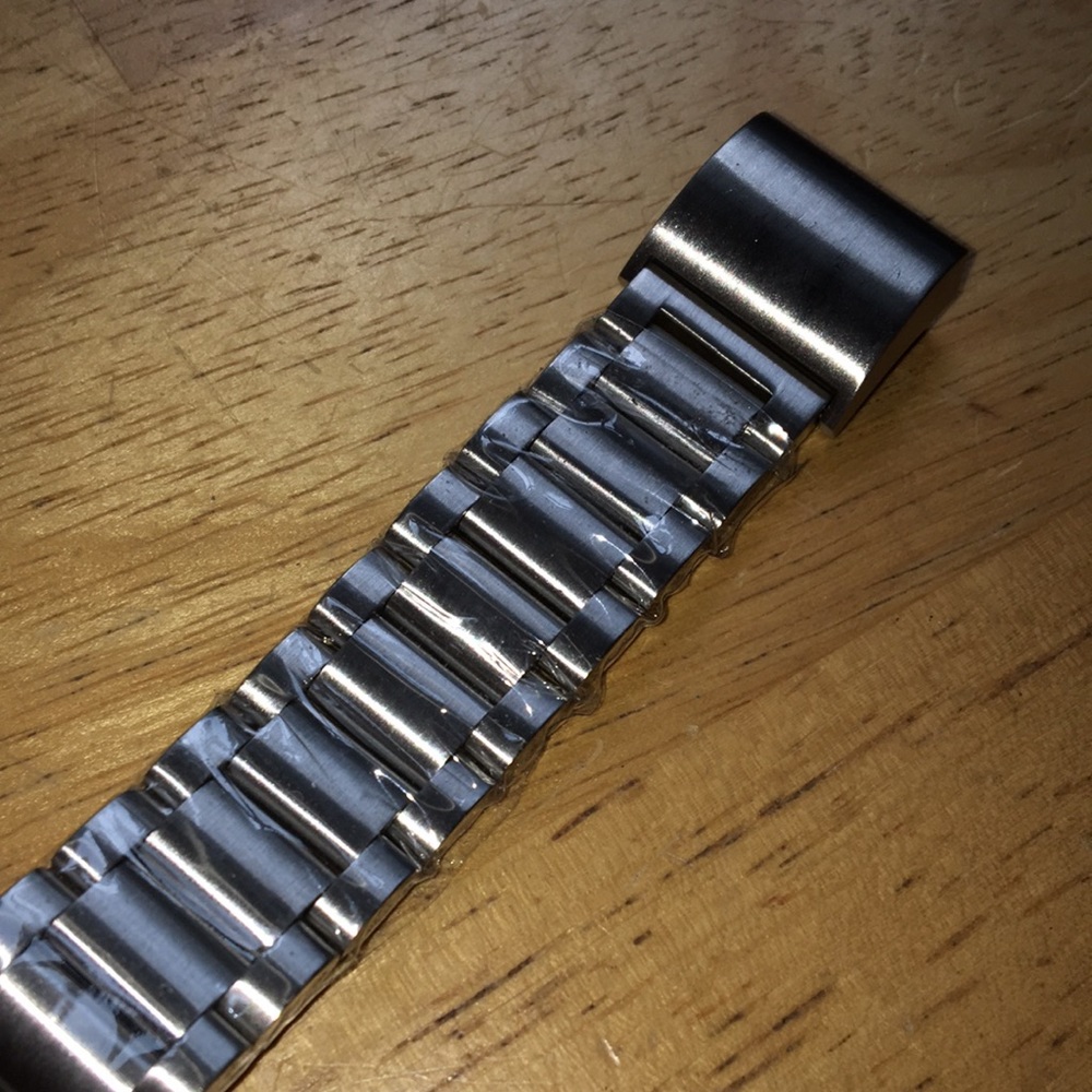 NOS Fitbit charge 2 replacement band stainless steel silver B01LWPYHCC